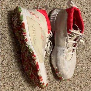 Men’s Dame Lillard Adidas shoes size 8 1/2